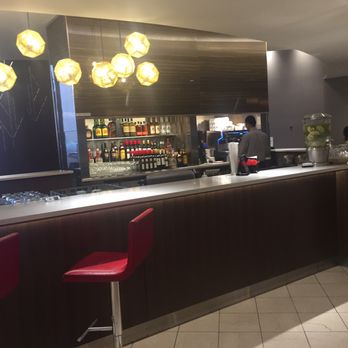 Maple Leaf Lounge - Airport Lounges Near Me - Calgary, Alberta Maple Leaf Lounge - Airport Lounges Near Me - Calgary, Alberta