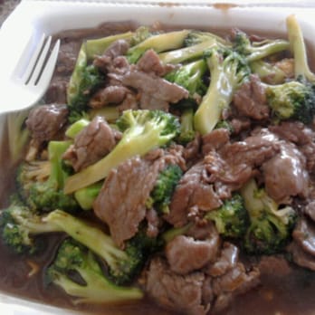 Vic's Thai Food - broccoli beef - Thai Near Me - Valley Glen, California Vic's Thai Food - broccoli beef - Thai Near Me - Valley Glen, California