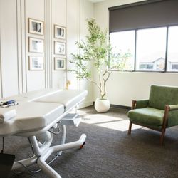 Schneider Clinic - Dr. Schneider's treatment room