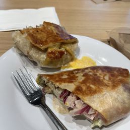 Traditional wrap with chicken Sharwarma Traditional wrap with chicken Sharwarma