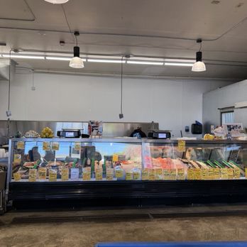 Kuzma's Fish Market - Seafood Markets Near Me - Edmonds, Washington Kuzma's Fish Market - Seafood Markets Near Me - Edmonds, Washington