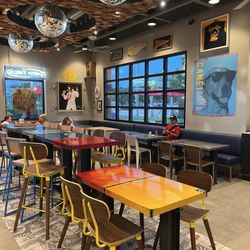 Raising Cane‘s Chicken Fingers