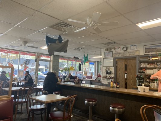 Waveland Cafe by null