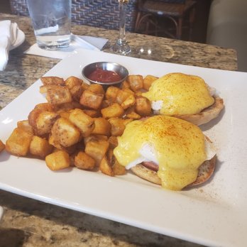 Baker's Crust - eggs Benedict - Breakfast & Brunch Near Me - Chesapeake, Virginia Baker's Crust - eggs Benedict - Breakfast & Brunch Near Me - Chesapeake, Virginia