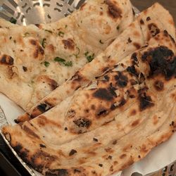Haveli - Garlic Naan, Lacha Paratha