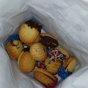 Martha's Country Bakery - Lol $9 for 10 cookies...... You've got to be kidding me! - Bakeries Near Me - Bayside, New York Martha's Country Bakery - Lol $9 for 10 cookies...... You've got to be kidding me! - Bakeries Near Me - Bayside, New York