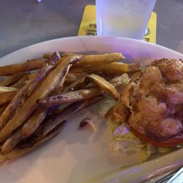 Crab cake and fries