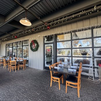 Etto Pasta Bar - Outside - Italian Near Me - Paso Robles, California
