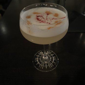 The Roosevelt Room - Cocktail Bars Near Me - Austin, Texas The Roosevelt Room - Cocktail Bars Near Me - Austin, Texas