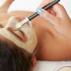 VIP Skincare Day Spa - Lady have a oily skin will make your skin less oily skin after doing spa