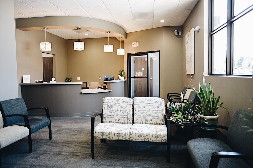 EASTERN IOWA ORAL SURGERY Updated October 2024 901 Tower Terrace Rd