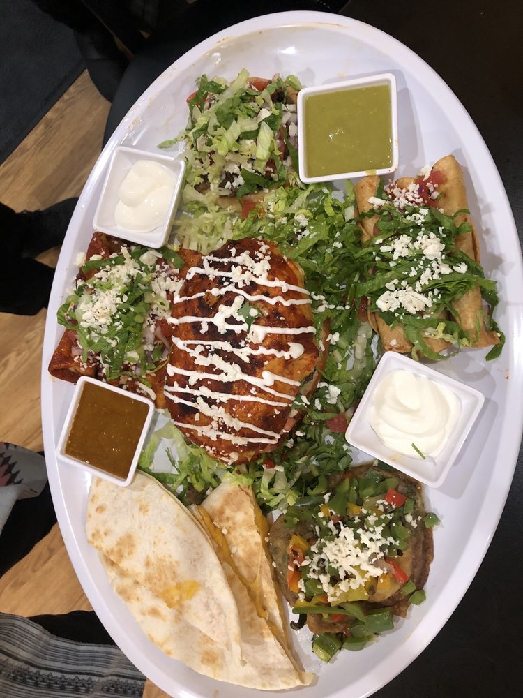 Cocuyos Mexican Restaurant See 20 Photos Mexican 185 Kidder St