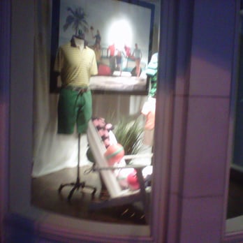 Brooks Brothers - Men's Clothing Near Me - Windsor Locks, Connecticut