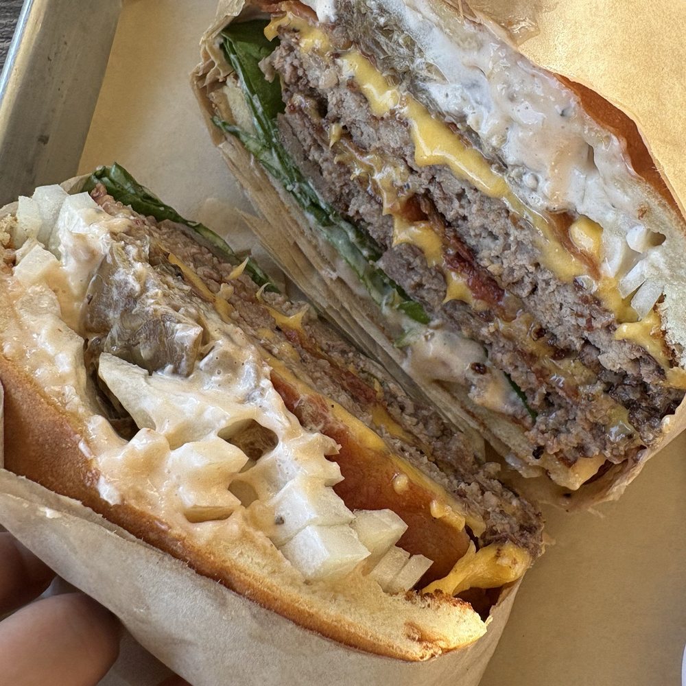 Apollo Restaurant - Narcissts - Burgers Near Me - Victorville, California