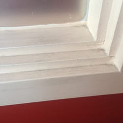 Thai Connection Catering - How dirty the window sealing
