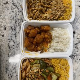 Chicken Lo Mein General Tso's Chicken Kung Po Chicken with Peanuts