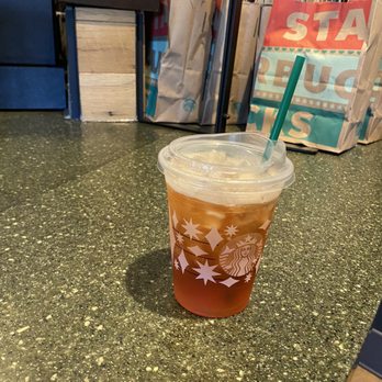 Starbucks - Coffee & Tea Near Me - Orlando, Florida