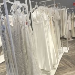David's Bridal - Showroom