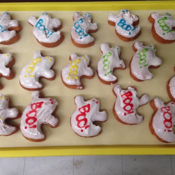 Bradley's Donuts - Booooooo - Donuts Near Me - Farmington, Arkansas