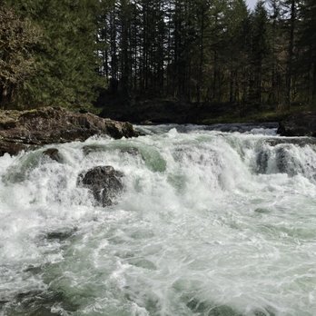 Lucia Falls - The Wide Waterfall at Lucia Falls - Recreation Centers Near Me - Yacolt, Washington