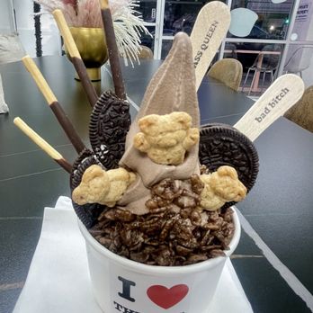 Thrills Soft Serve - Sugar Baby - Ice Cream & Frozen Yogurt Near Me - Honolulu, Hawaii