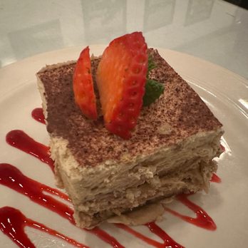 The Growers Pub - Tiramisu - Steakhouses Near Me - Salinas, California
