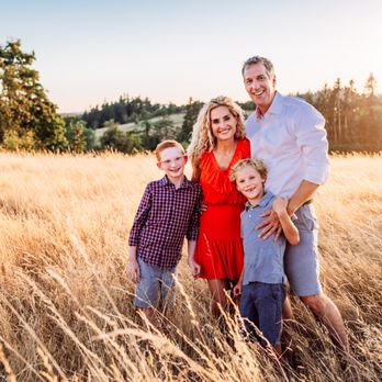 Lakeside Pediatric Dentistry - Dr. Ryan Hughes and family 2021 - Pediatric Dentists Near Me - Lake Oswego, Oregon Lakeside Pediatric Dentistry - Dr. Ryan Hughes and family 2021 - Pediatric Dentists Near Me - Lake Oswego, Oregon