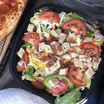Pizza Guys - Chicken, bacon ranch salad - Pizza Near Me - Madera, California
