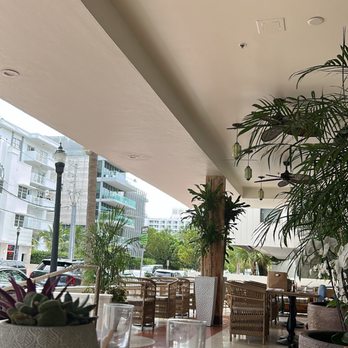 Mehzcla Restaurant South Beach - Beautiful patio decor - Latin American Near Me - Miami Beach, Florida