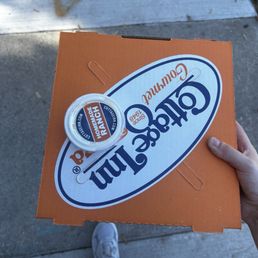 The pizza and extra ranch!