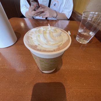 Eunice Gourmet Cafe - Hot Chocolate - Sandwiches Near Me - Albany, California