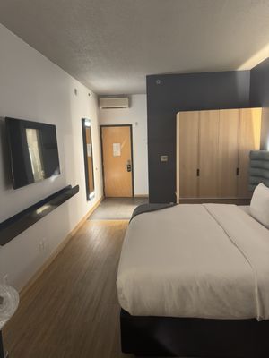 Hôtel Le Dauphin Montréal Centre-Ville by null