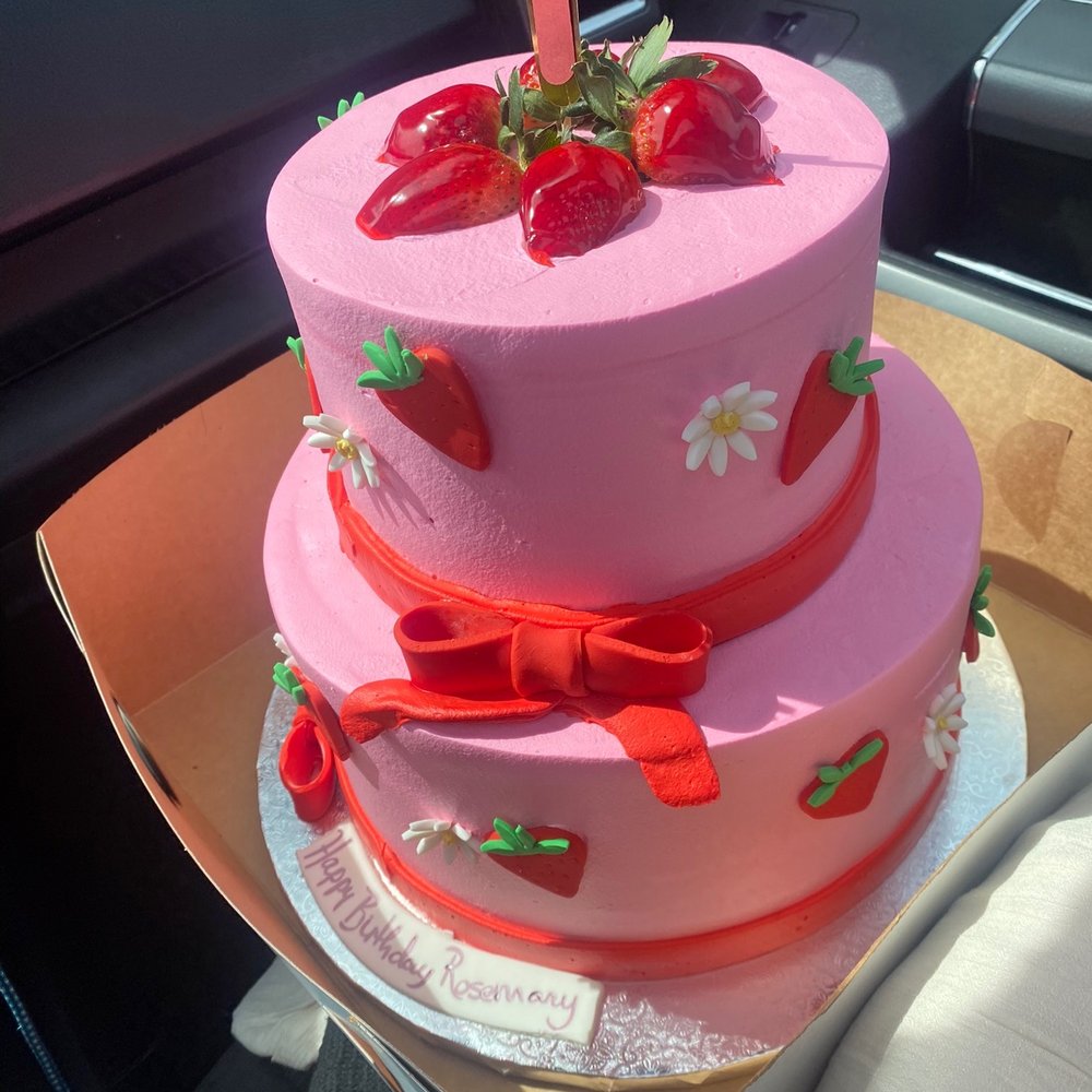 La Paz Bakery - Bakeries Near Me - Canoga Park, California La Paz Bakery - Bakeries Near Me - Canoga Park, California
