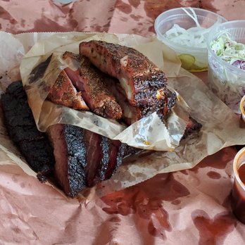 Franklin Barbecue - Brisket on the bottom - Barbeque Near Me - Austin, Texas Franklin Barbecue - Brisket on the bottom - Barbeque Near Me - Austin, Texas
