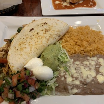 Hidalgo Mexican Bar and Grill - Chicken Fajitas Quesadillas - Mexican Near Me - Urbandale, Iowa Hidalgo Mexican Bar and Grill - Chicken Fajitas Quesadillas - Mexican Near Me - Urbandale, Iowa