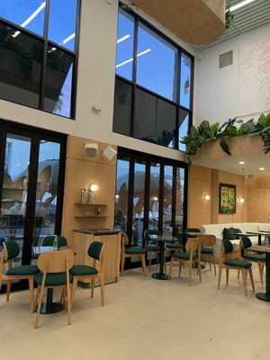 Cha Cha Matcha (Beverly Hills) by null