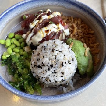 Holoholo Grill - Poke bowl - Hawaiian Near Me - Koloa, Hawaii