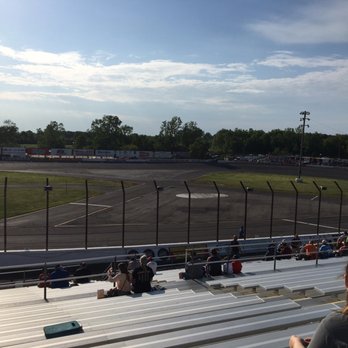 Flat Rock Speedway - Before the race - Race Tracks Near Me - Carleton, Michigan Flat Rock Speedway - Before the race - Race Tracks Near Me - Carleton, Michigan