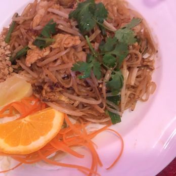Bunn Thai Bistro - Pad Thai - Thai Near Me - Grover Beach, California