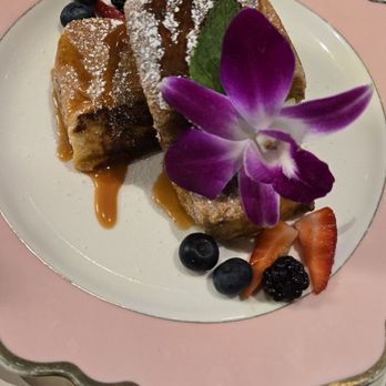 Breaking Dawn Brunch - Churro French toast - Breakfast & Brunch Near Me - Los Gatos, California Breaking Dawn Brunch - Churro French toast - Breakfast & Brunch Near Me - Los Gatos, California