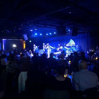 Middle C Jazz - Enjoying the Warren Sax Experience at Middle C Jazz - Jazz & Blues Near Me - Charlotte, North Carolina Middle C Jazz - Enjoying the Warren Sax Experience at Middle C Jazz - Jazz & Blues Near Me - Charlotte, North Carolina