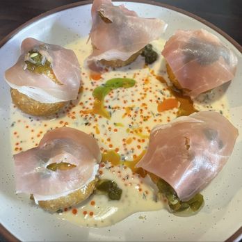 Selva - Crab and shrimp mushrooms - Bars Near Me - Long Beach, California