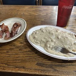 Sand Hollow Country Cafe - The amazing homemade Biscuits n Gravy