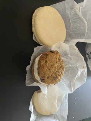 Twisted Cookie by null