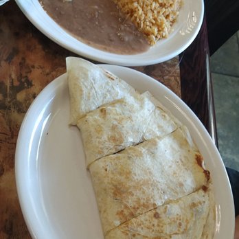 Las Isabelas - Super Quesadilla Plate - Mexican Near Me - Morgan Hill, California Las Isabelas - Super Quesadilla Plate - Mexican Near Me - Morgan Hill, California