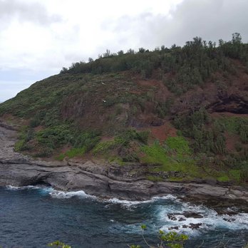 Kilauea Lighthouse - Pounding Surf - Landmarks & Historical Buildings Near Me - Kilauea, Hawaii Kilauea Lighthouse - Pounding Surf - Landmarks & Historical Buildings Near Me - Kilauea, Hawaii