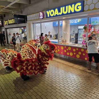Yoajung - Grand opening lion dance blessings - Ice Cream & Frozen Yogurt Near Me - Honolulu, Hawaii Yoajung - Grand opening lion dance blessings - Ice Cream & Frozen Yogurt Near Me - Honolulu, Hawaii