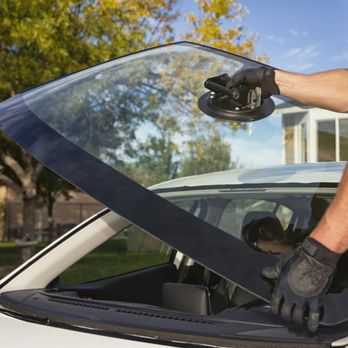 TuroMax - Auto glass repair & replacement done by certified technicians - Car Rental Near Me TuroMax - Auto glass repair & replacement done by certified technicians - Car Rental Near Me