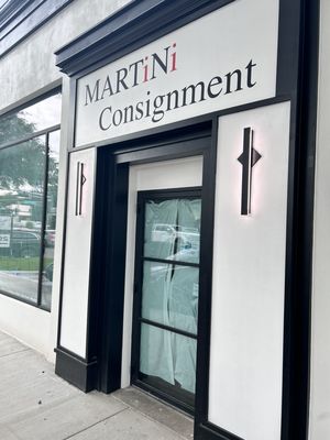 Martini Consignment by null