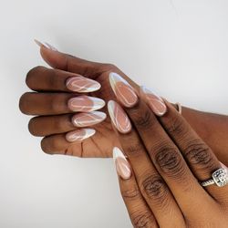 Queen Nails Spa Suwanee